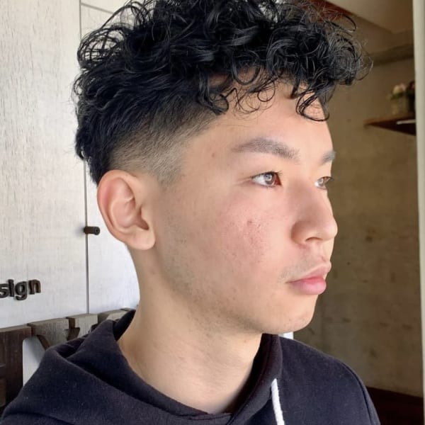 リーゼント前チョロパーマ