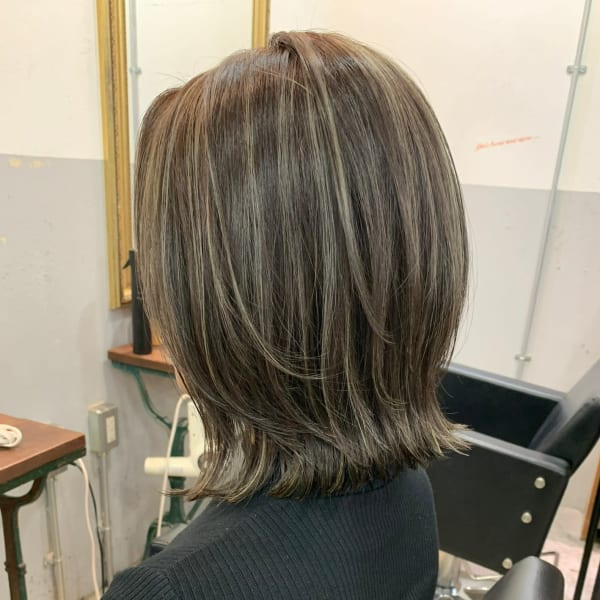Rumor × 大人クールな色気　ミディアム前髪かきあげ
