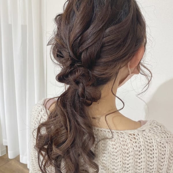 お呼ばれスタイル　ダウンスタイル