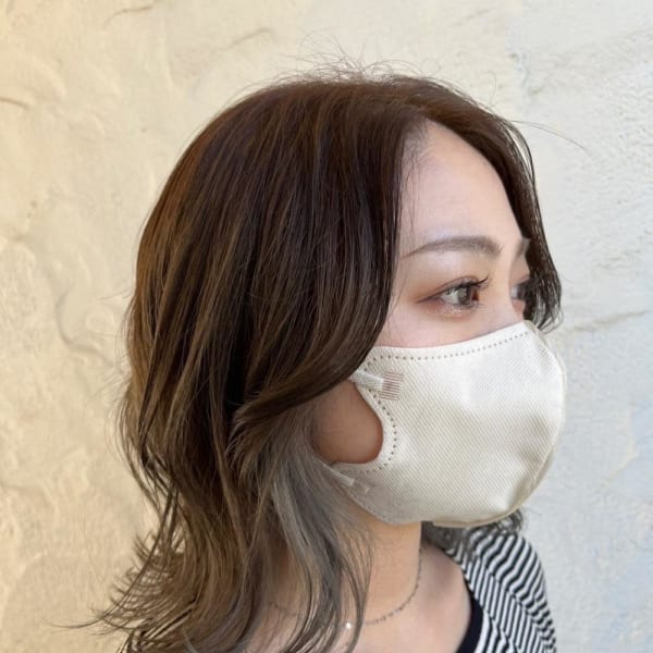 グレージュインナーカラー 