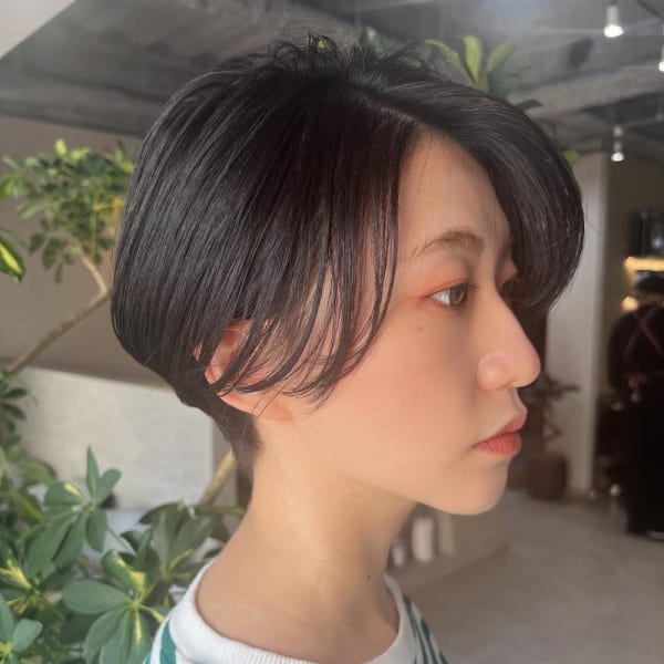 ハンサムショート　ダークカラー