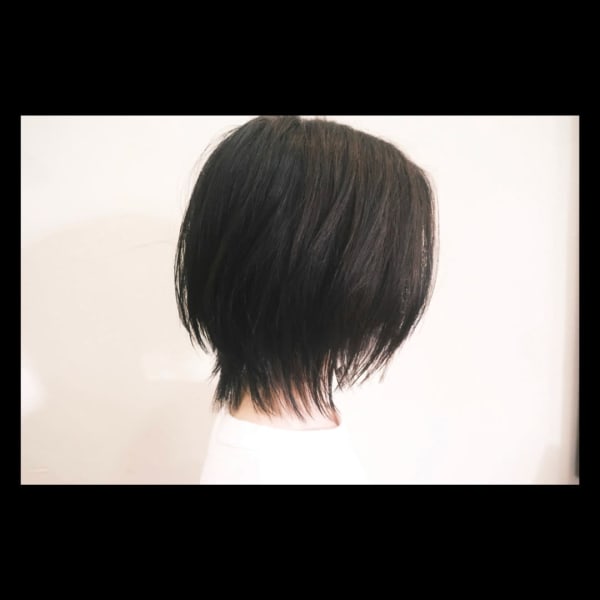 軽さタップり動きがあるアクティブでキュートなレイヤースタイル