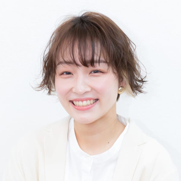 ショート【外ハネショート×シースルーバング】|HAIR GENTIL