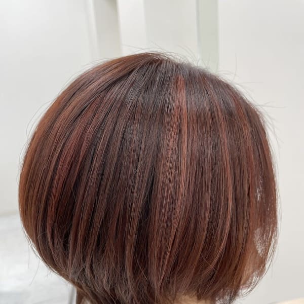 白髪ぼかしショートボブ