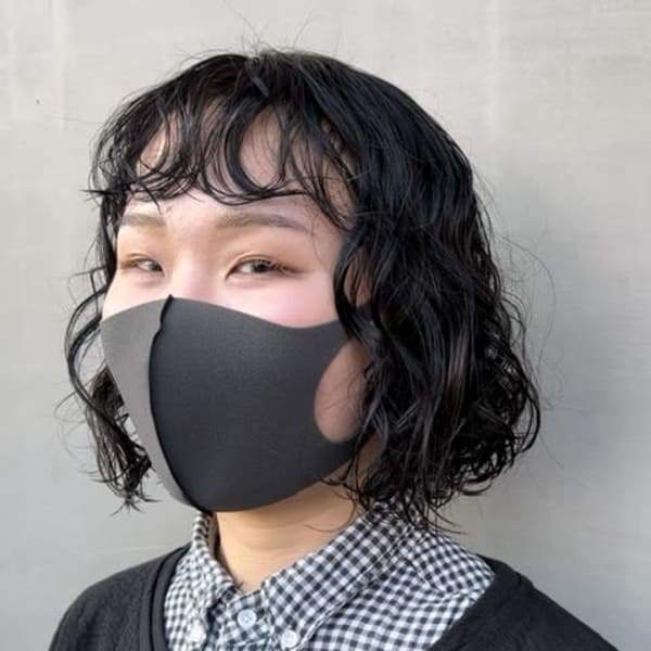 黒髪ボブパーマ