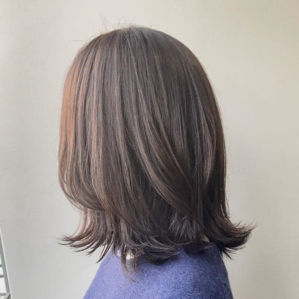 大人可愛い20代30代小顔ウルフレイヤーボブ