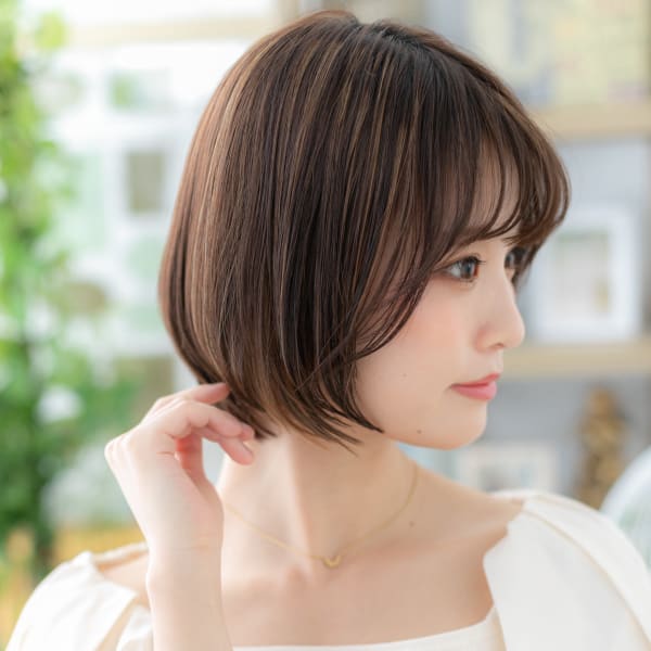 シースルーバング小顔前下がりマッシュボブ 小顔補正立体カット