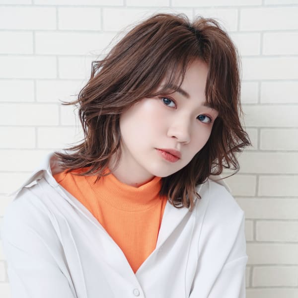 顔まわりレイヤー×インナーカラー |glam  高田馬場店