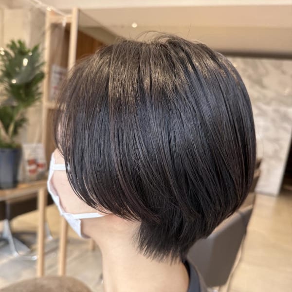 リップラインショートボブ