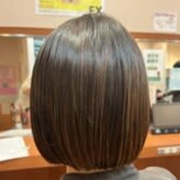 前下がりボブ