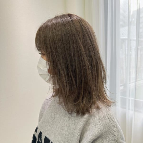 ミルクティーパールベージュレイヤー似合わせケアブリーチ