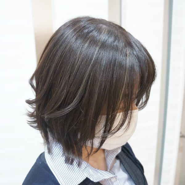 くびれボブ×ハイライト×グレージュ