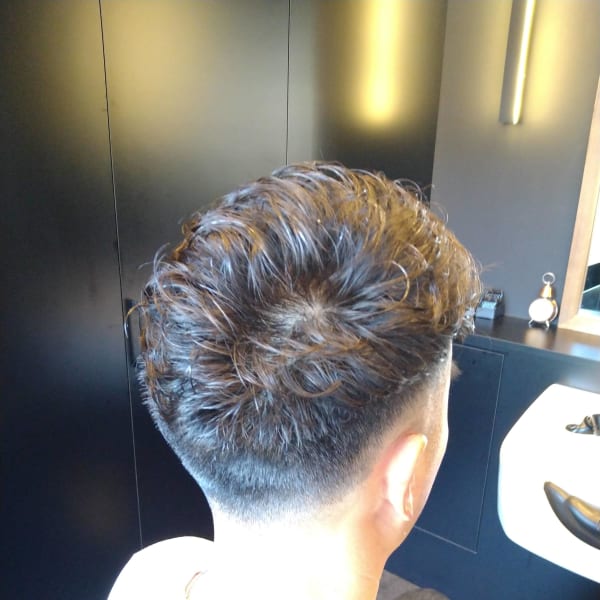 スキンフェード×アクティブスパイラルパーマ