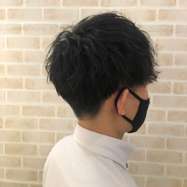 スーツにも合う大人波巻きパーマ|Flow