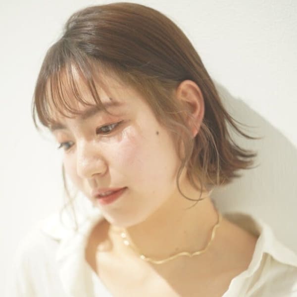 《３０・４０代にオススメ》大人かわいいミルクティショートボブ