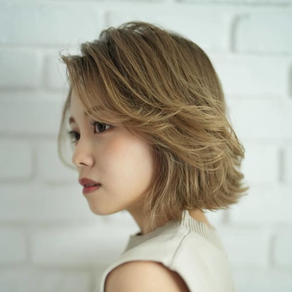 大人ショート×グレージュ