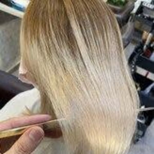 ハイダメージ毛の髪質改善美髪ストレート/ホワイトブリーチ