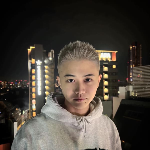 スキンフェード〜ホワイトカラー