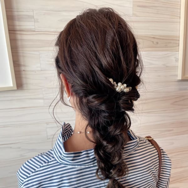.20代・30代・40代似合う小顔ヘアアレンジ♪二次会ブライ