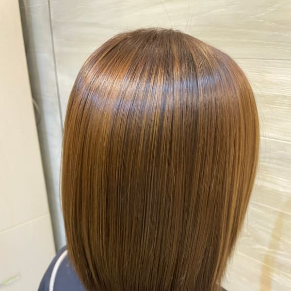 ワンレンボブ前下がりショート内巻きワンカール鎖骨ミディアム|N° deseo 吉祥寺