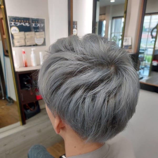 コラーゲンカラー+ブリーチ|髪きりむし