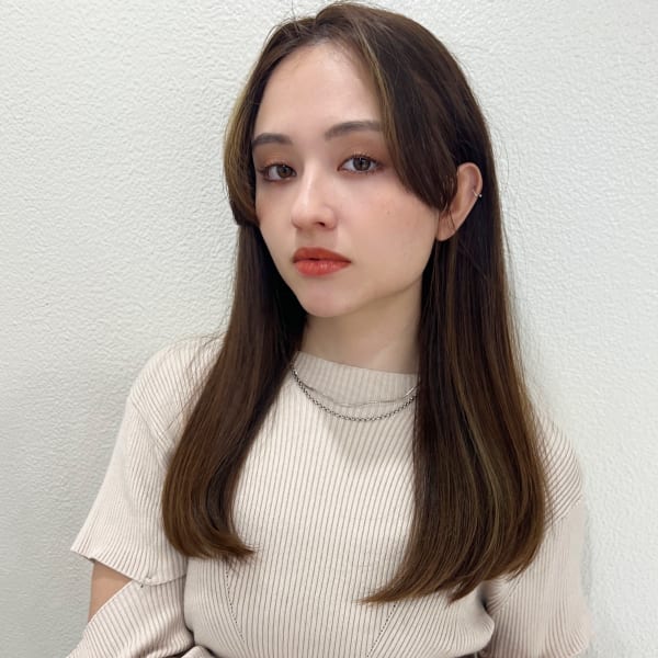 【山田】センターパートポイントハイライトツヤロングy409|Maria by AFLOAT