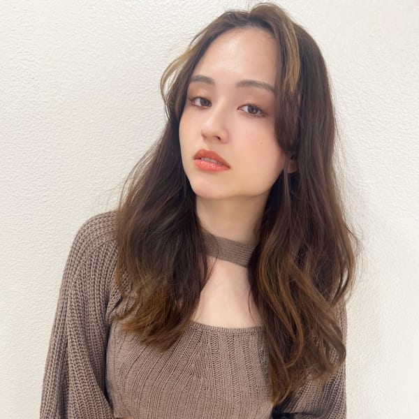 【山田】センターパートフェイスフレーミングゆるふわパーマy4|Maria by AFLOAT