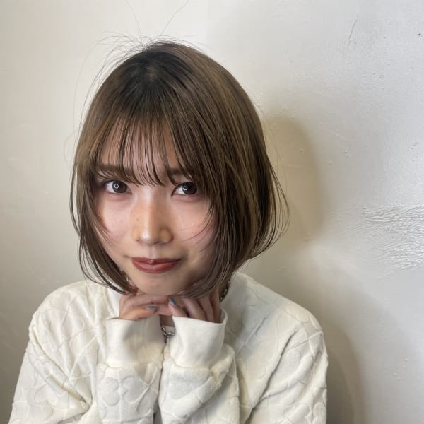 ナチュラルボブ顔周りレイヤー|Maria by AFLOAT