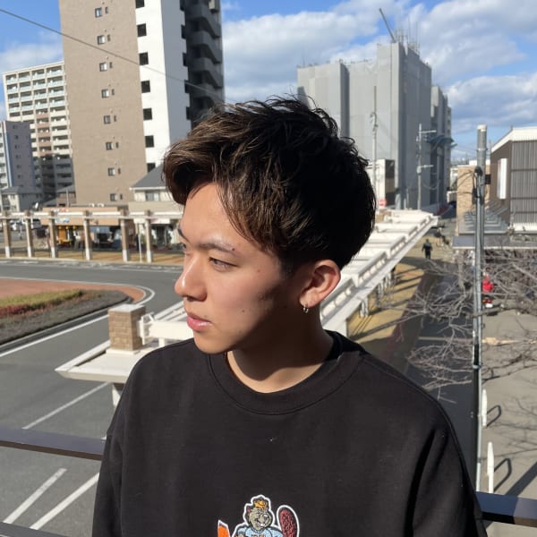 無造作アップバング