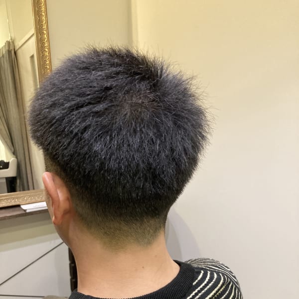 ツーブロックショートスタイル|men's hair salon clarens