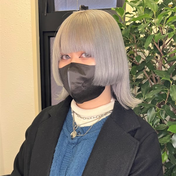 ホワイトシルバーカラー