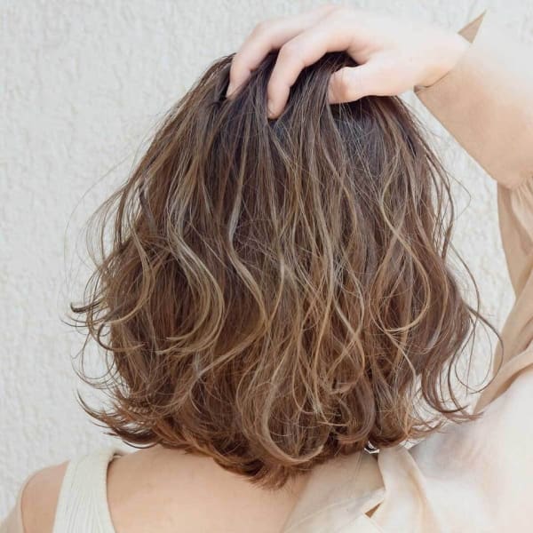 ハイライトベージュ