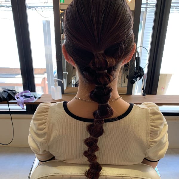 タイトヘアアレンジ