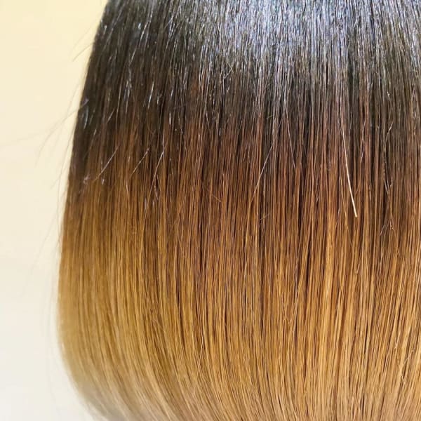 〜大人女性の裾カラーボブ〜