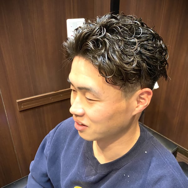 宮城リョータ風パーマ×スキンフェード