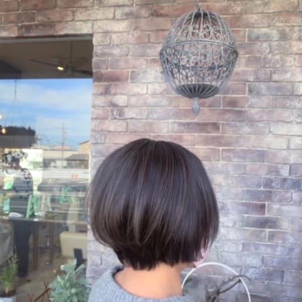 小顔補正立体カットボブスタイル