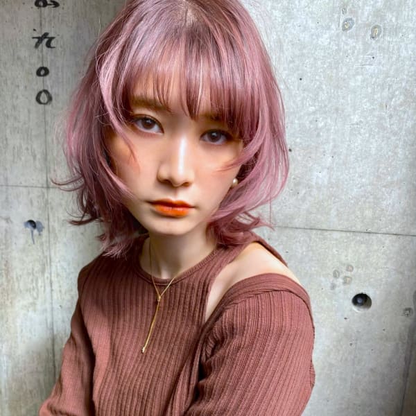 《kitin吉祥寺》ウルフレイヤー　ピンクアッシュ