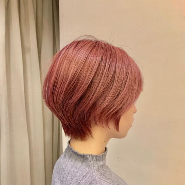 20代30代大人可愛い★小顔丸みショート春カラーピンク
