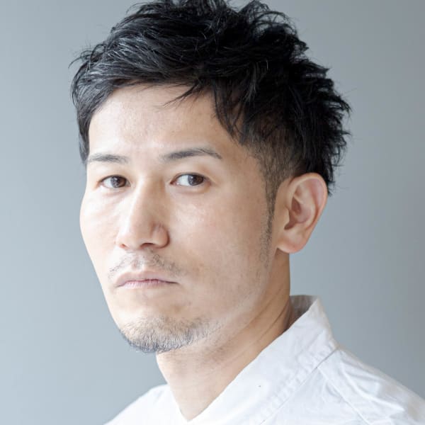 メンズツーブロック刈り上げナチュラル束感ショート