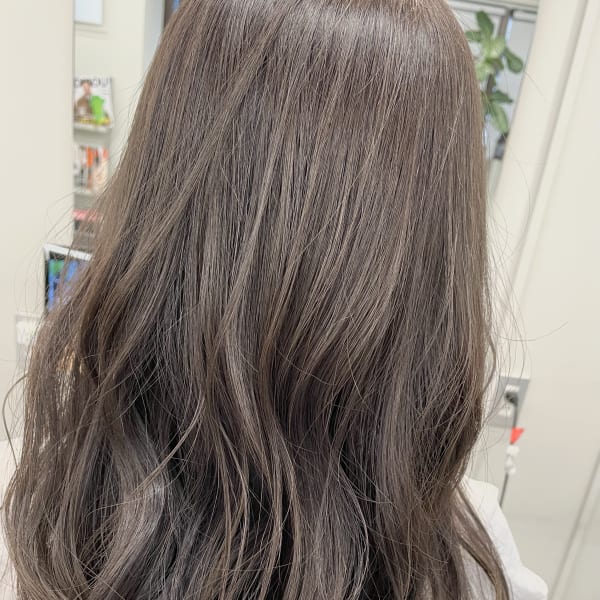 【和泉佳奈】大人可愛い透明感カラー