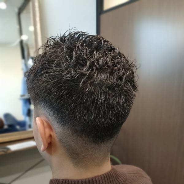 刈上げ＆ナチュラルパーマ|men's hair salon clarens