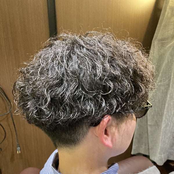 カット・ハードパーマ|men's hair salon clarens