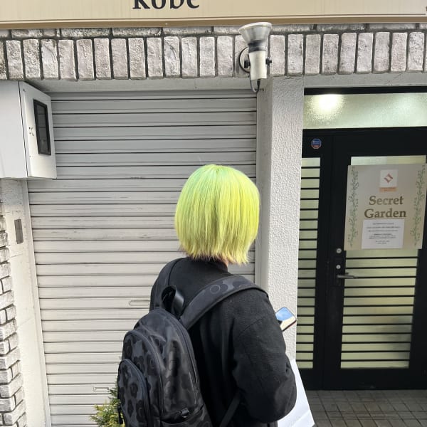 外はねボブ☆ネオンライムグラデーション☆