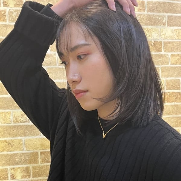 ミディアムストレートヘア