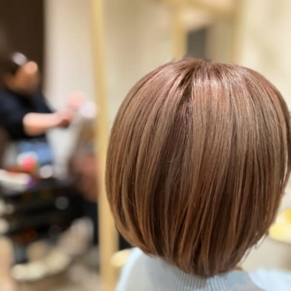 ブリーチオンカラー 大人ボブ