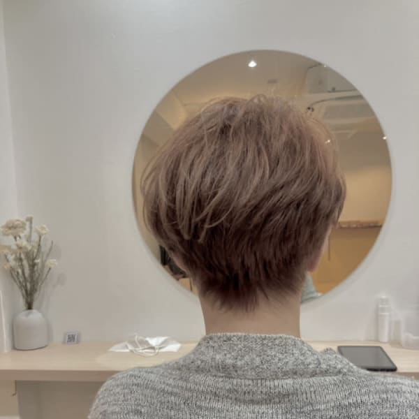 ショートヘア・春色カラー