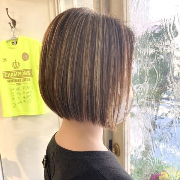 大人ガーリーこなれショートボブハイライト梅ヶ丘美容室