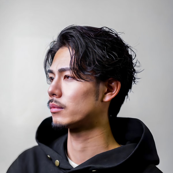 大人男髪リバーススパイラルショート