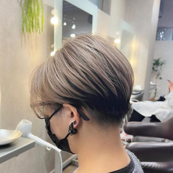 刈り上げハンサムショート☆デザインカラー