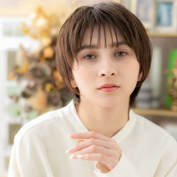 外国人風バイカラーマッシュウルフショート　前髪カット
